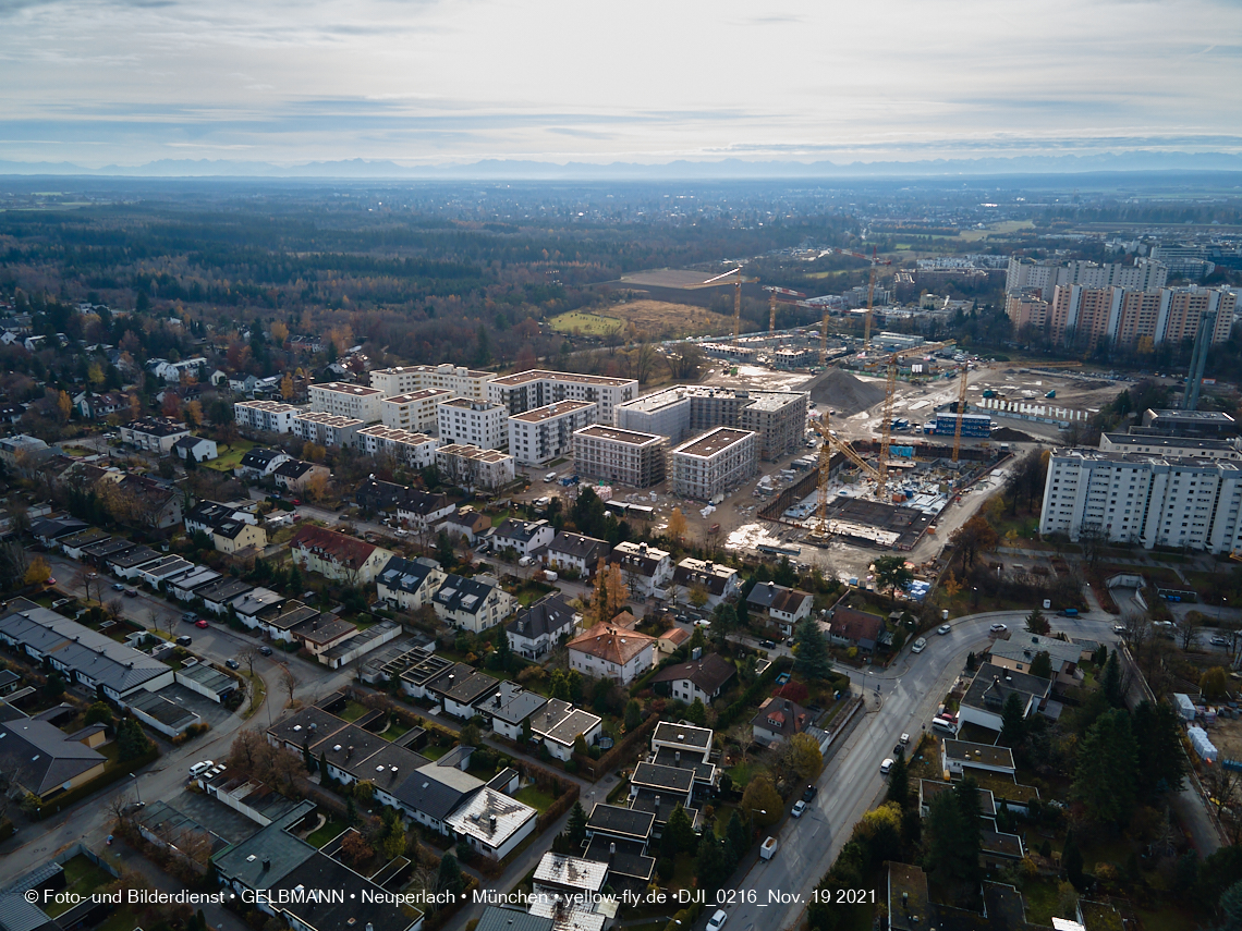 19.11.2021 - Luftbilder von der Baustelle Alexisquartier und Pandion Verde in Neuperlach